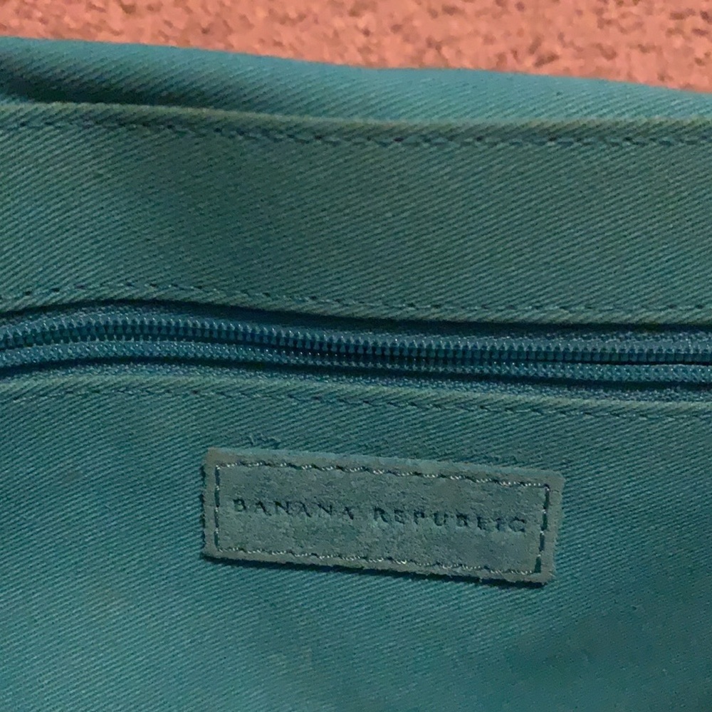 Banana Republic - Picture 6 of 8